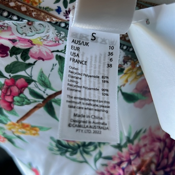 CAMILLA RING DETAIL PLUNGE V ONE PIECE, PLUMES AND PARTERRES SZ S 429$ - Picture 11 of 12